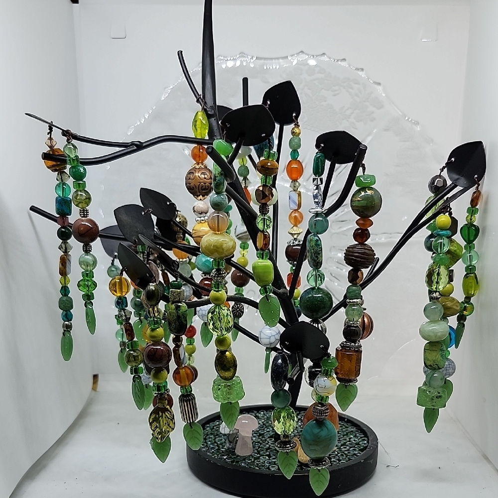 Green and Brown Nature-Inspired Tree Sculpture
